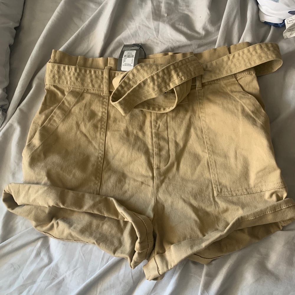 New with tags khaki high wasted shorts